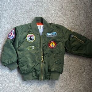 2/3T Aviator jacket. Like new condition.